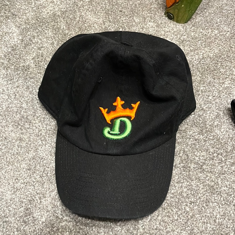 DraftKings one size fits all hat Black